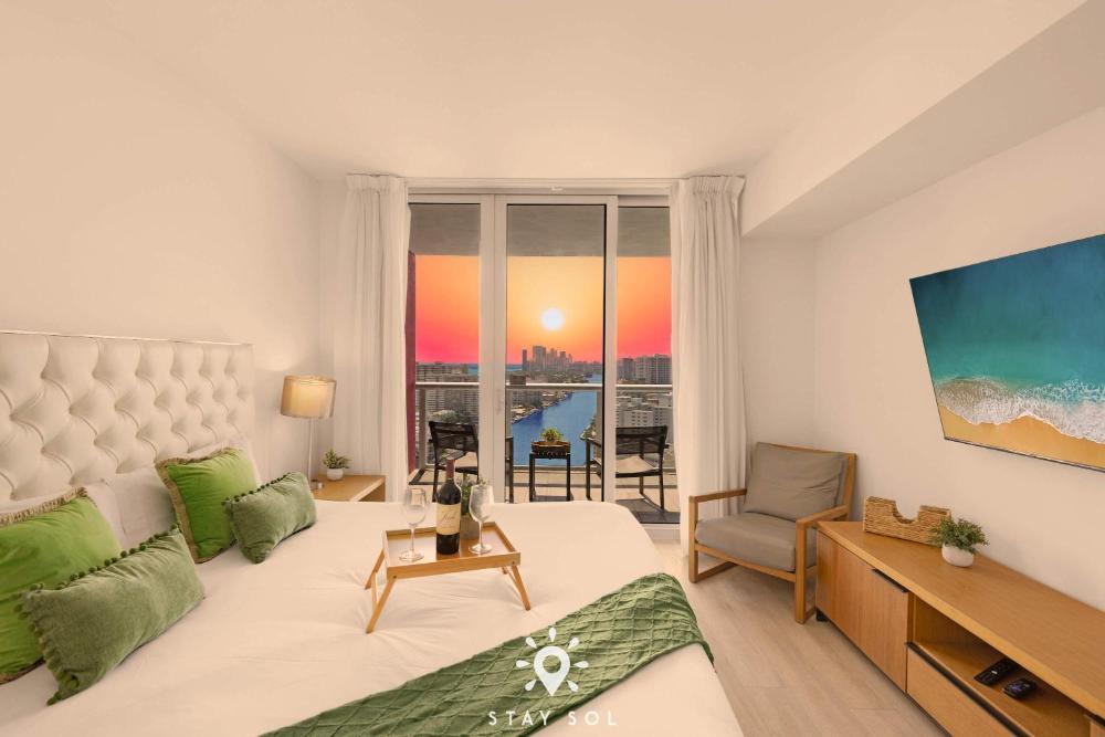 Infinite View - Balcony - Pool - Gym - Near Beach